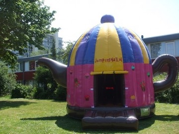 Springkussen theepot huren