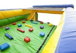 Jumpings 21 meter baan huren